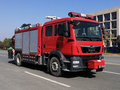 國六曼搶險(xiǎn)救援消防車